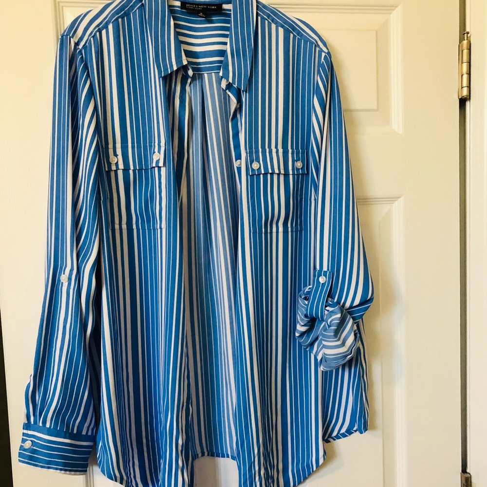 Jones New York blouse.